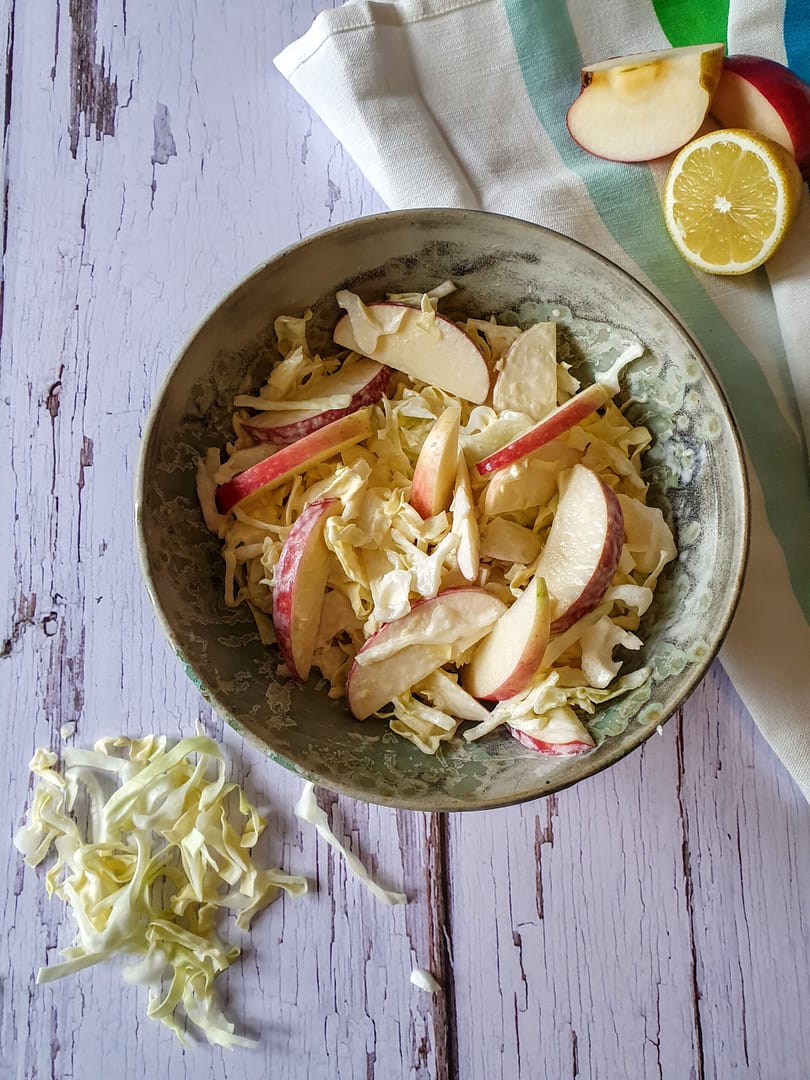 Spidskålssalat med mormor-dressing